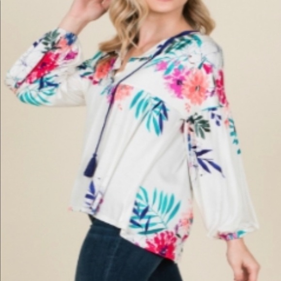 Tops - Women’s top